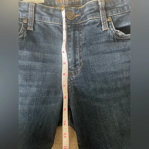 Kut from the Kloth  Katy Boyfriend Jeans. Women size 4‎ - Picture 3 of 13